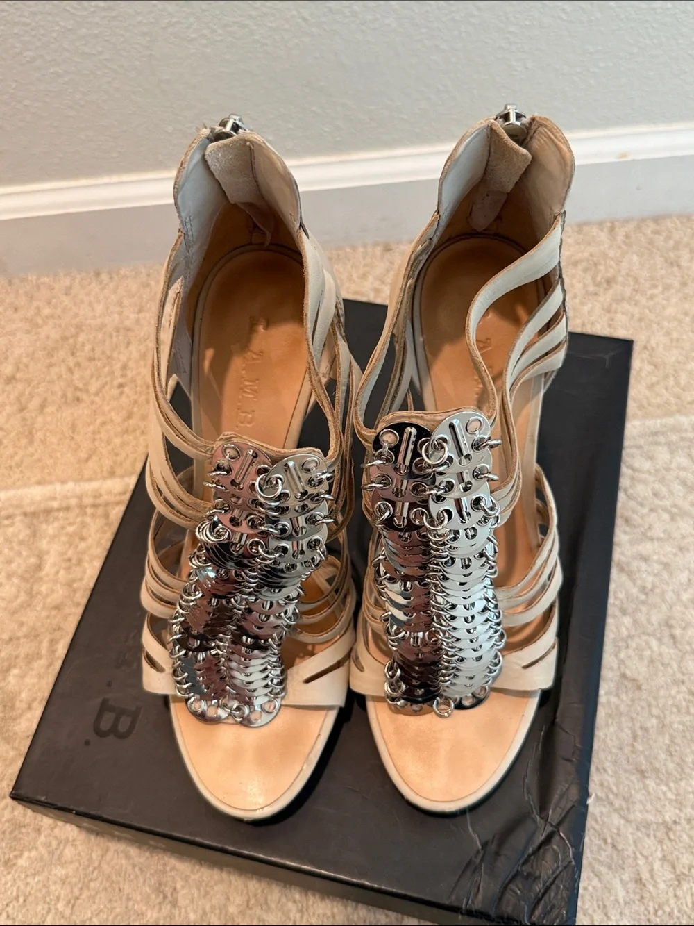 L.A.M.B Gwen Stefani Caged Gladiator Heels Metal Detail Platform Size 9M